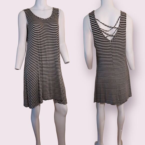 Olivia Rae Striped Sun Dress Mini - Picture 2 of 4